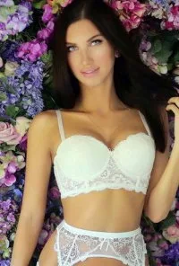 Blika escort Luton