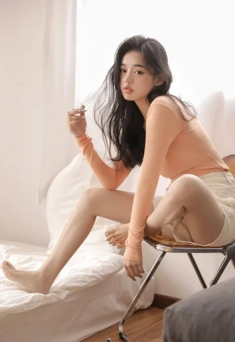 Weina escort Luton