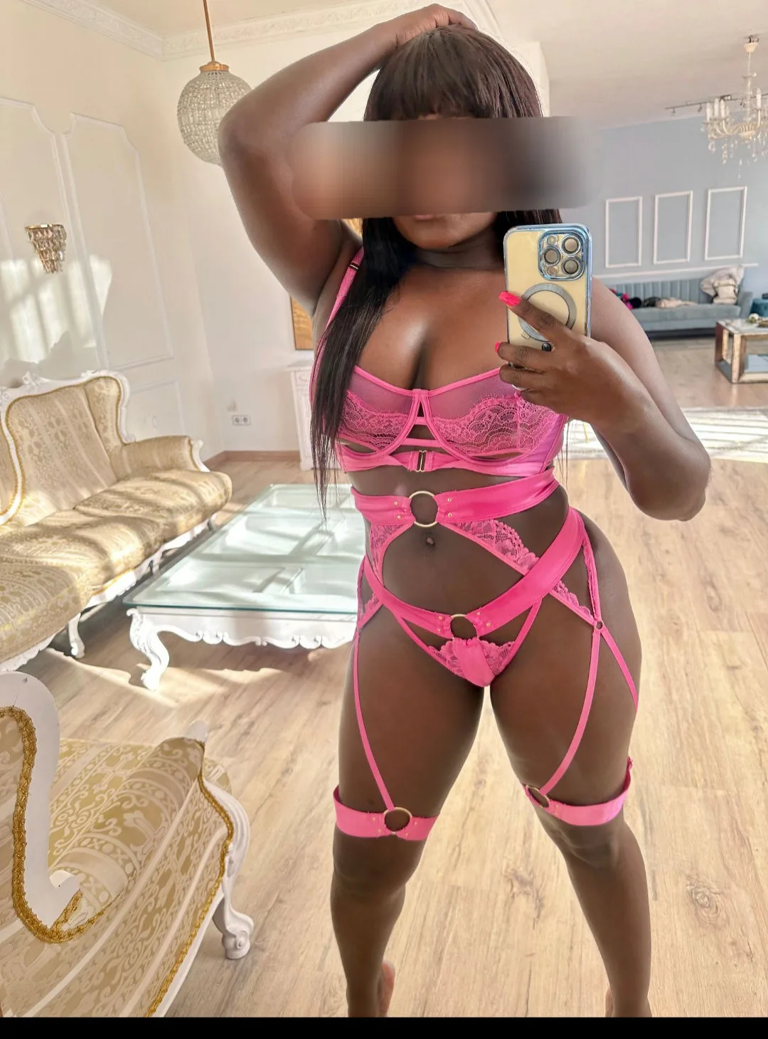 Bahati escort Luton