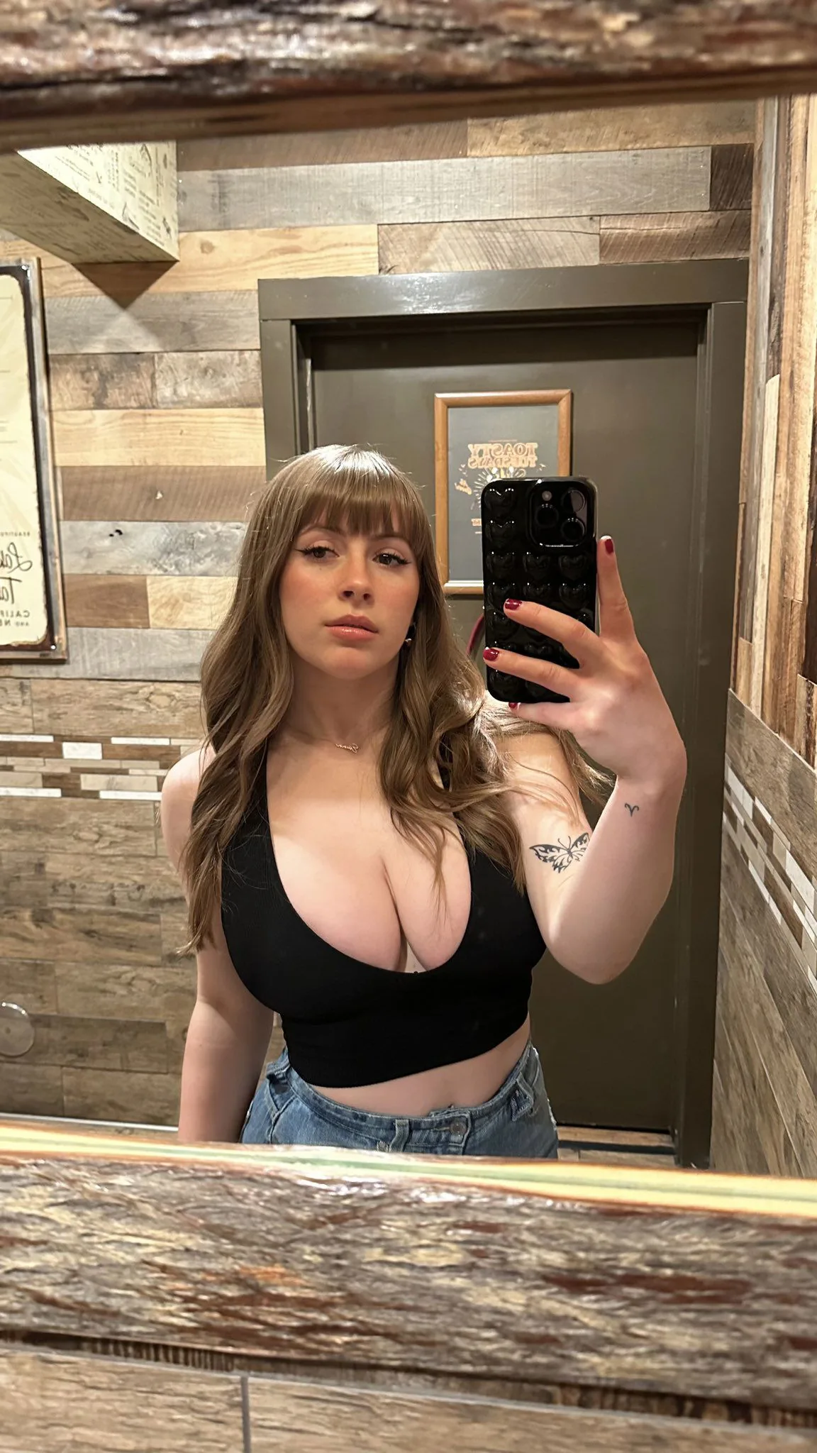 Ciara escort Luton